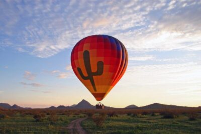 Phoenix Morning Hot Air Balloon Ride with Bubbly + Breakfast
