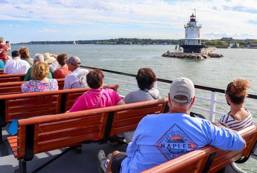 Portland: Best of Maine Lighthouse Scenic Cruise - Halfway Rock and the search for seals
