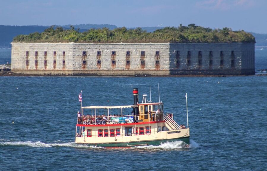 Portland: Best of Maine Lighthouse Scenic Cruise - Comfort, accessibility, and weather