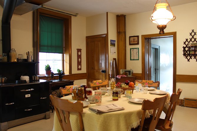 Premium Amish Country Tour including Amish Farm and House - What the $38.95 ticket really gives you