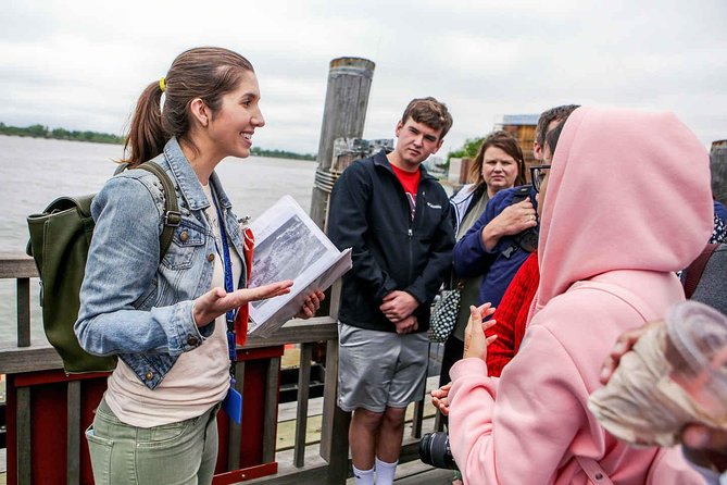 Private Statue of Liberty and Ellis Island Tour - Ellis Island and the Immigration Museum