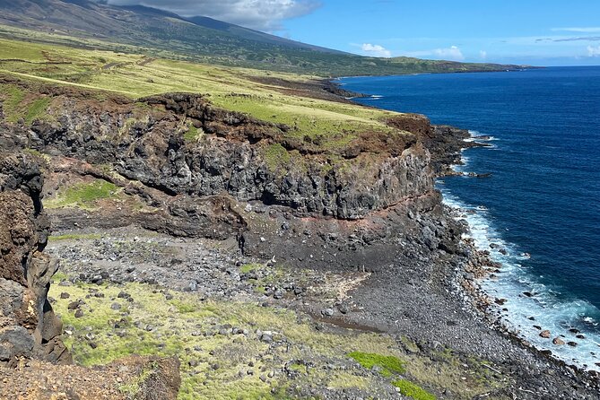 Rainforest Tour to Hana and Beyond - Hana, Puaʻa Kaʻa, and Keʻanae
