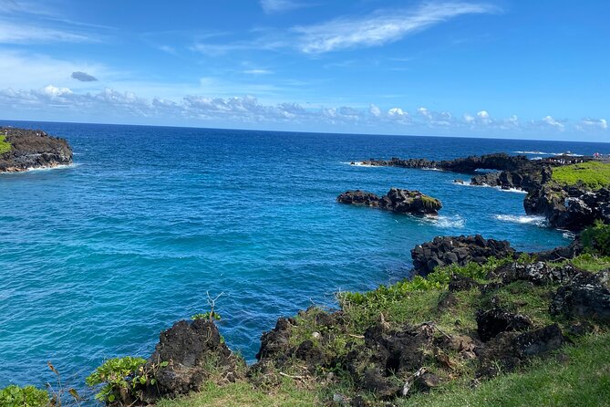 Rainforest Tour to Hana and Beyond - The early start and first stops near Kahului