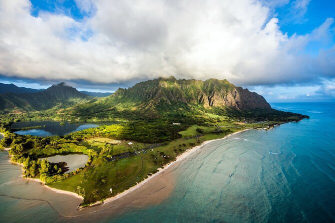 Royal Crown of Oahu - 60 Min Helicopter Tour - Doors Off or On - The pilots add more than directions