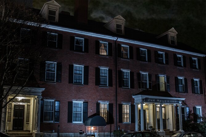 Salem Ghost Tour: Witches & Wicked Whispers - The Salem Athenaeum and the memory of the fire