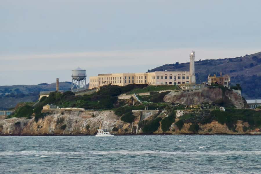 San Francisco: Alcatraz Ticket, Ferry, & Self-Guided App - Should you book the Alcatraz ferry and app tour?