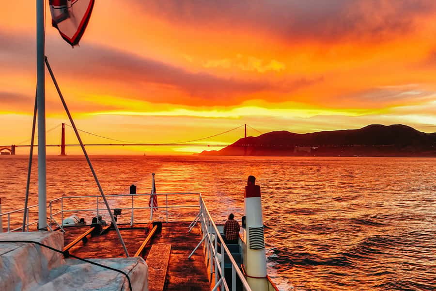 San Francisco: California Sunset Cruise (2-hours) - The Golden Gate moment makes the cruise worthwhile
