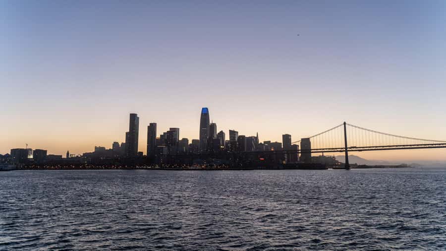 San Francisco: California Sunset Cruise (2-hours) - City lights on the ride back