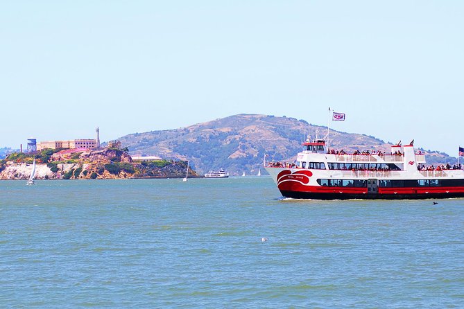 San Francisco: Golden Gate Bay Cruise (60 Minutes) - Fort Mason and the Marina District