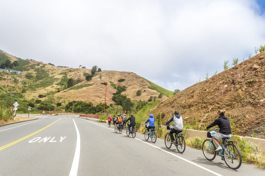 San Francisco: Golden Gate Bridge to Sausalito Cycling Tour - Crissy Field and the Warming Hut