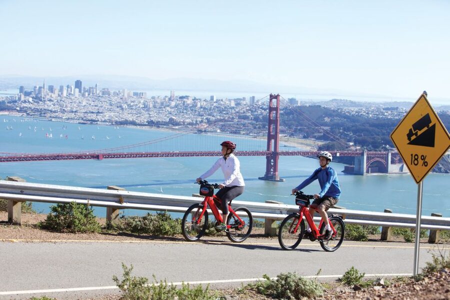 San Francisco: Hop-On Hop-Off Sightseeing Tour with 17 Stops - Alamo Square and the Painted Ladies