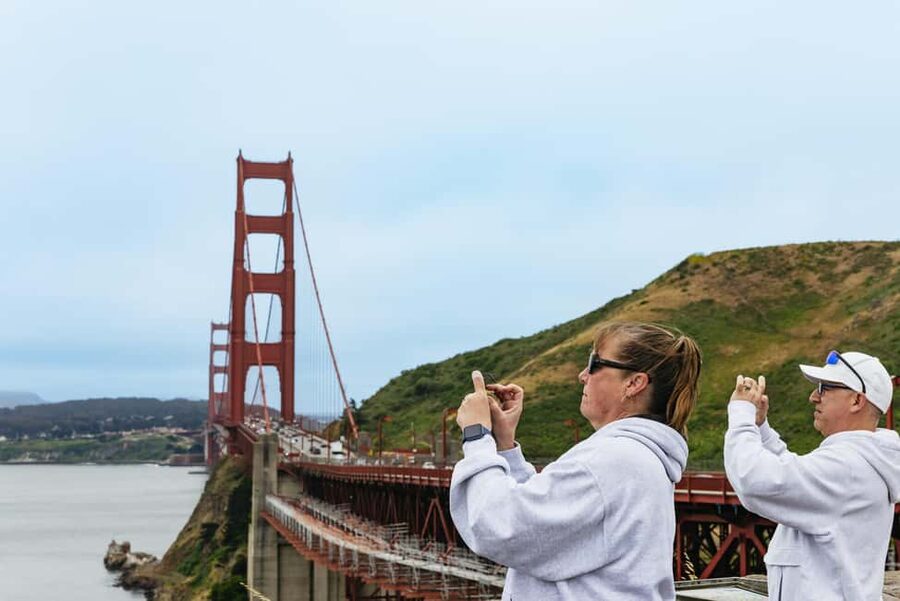 San Francisco: Muir Woods & Sausalito Tour with Ferry Option - Which option should you choose?