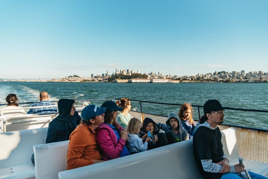 San Francisco: Skip-the-Line 1-Hour Bay Cruise by Boat - Finding the boat at Pier 39