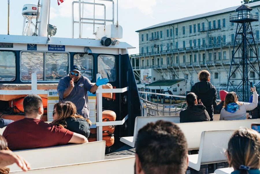 San Francisco: Skip-the-Line Escape from The Rock Bay Cruise - Timing, weather, and the best place to sit