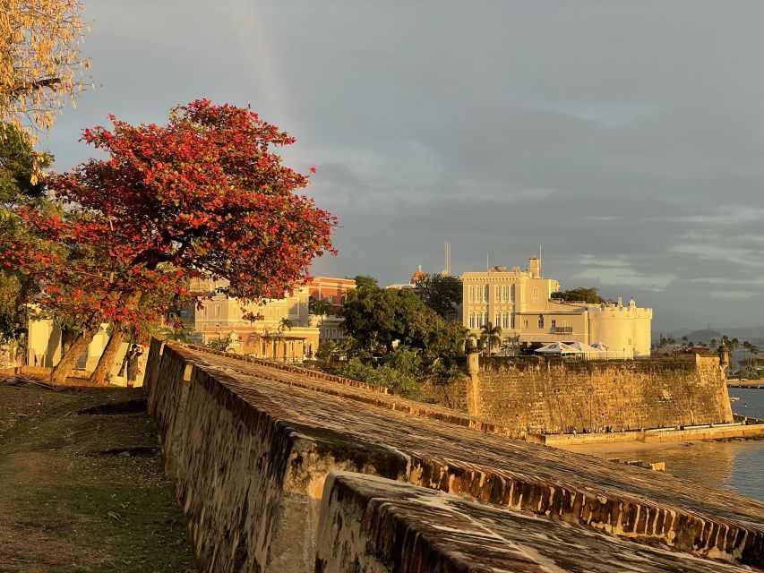 San Juan: Old Town Sunset Walking Tour - The legend of Capilla del Santo Cristo