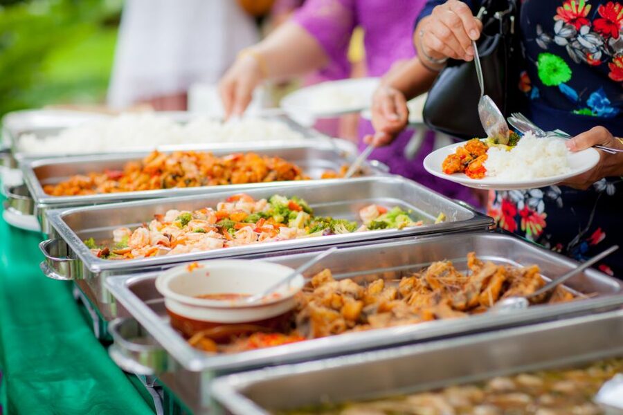 Savannah: Buffet Dinner Cruise with Live Entertainment - From River Street to the open water