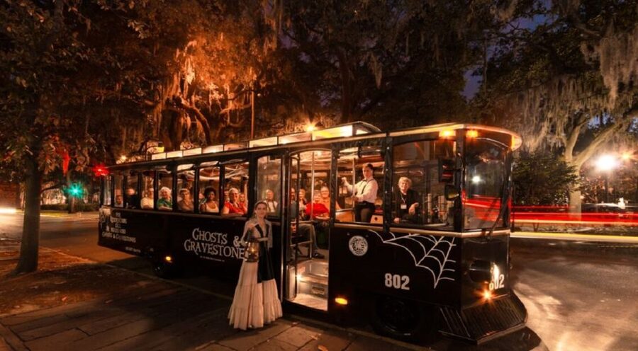Savannah: Ghosts and Gravestones Tour with Low House Entry - Is $39 a fair price?
