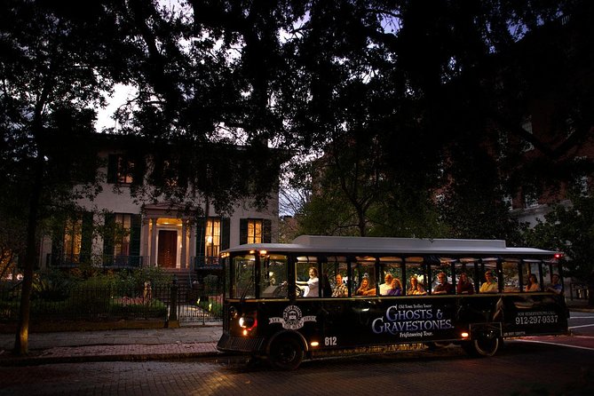 Savannah Ghosts & Gravestones Trolley Tour - The trolley narration: history, humor, and a little theater