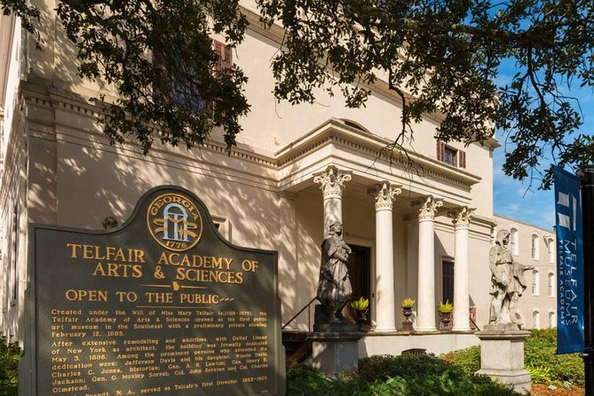 Savannah Hop-On Hop-Off Trolley Tour - The visitor center and trolley welcome points