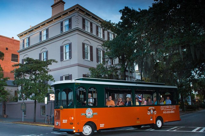 Savannah Hop-On Hop-Off Trolley Tour - City Market: art, food, and an easy break