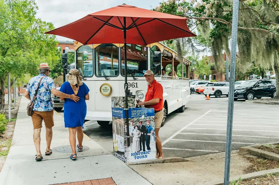 Savannah: Old Savannah Tours Historic Overview - Key points to know before booking