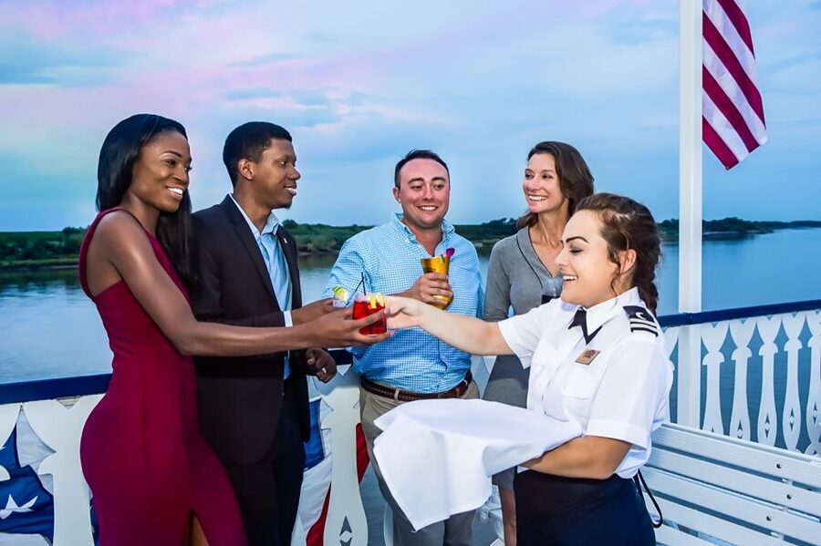 Savannah: Riverboat Sunset Cruise - Should you book the Savannah sunset cruise?