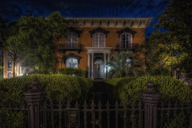 Savannah's Ghost City "Dead of Night" Walking Night Tour - Colonial Park Cemetery brings the darkest history