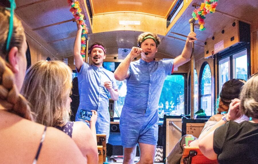Savannah: "Savannah for Morons" Comedy Trolley Tour - Key points to know before you book
