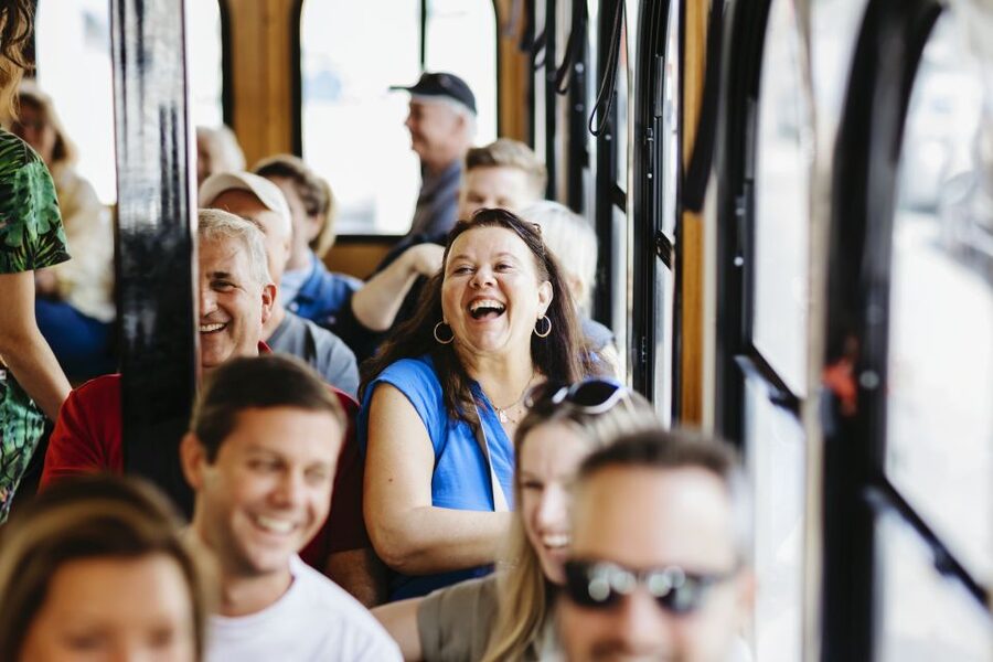 Savannah: "Savannah for Morons" Comedy Trolley Tour - Paula Deen, Forrest Gump, and local gossip