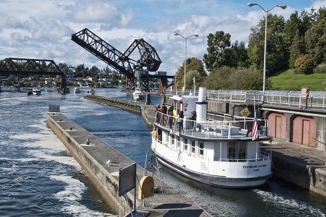 Seattle City and Snoqualmie Falls Half-Day Guided Tour - Fishermen’s Terminal or Ballard Locks