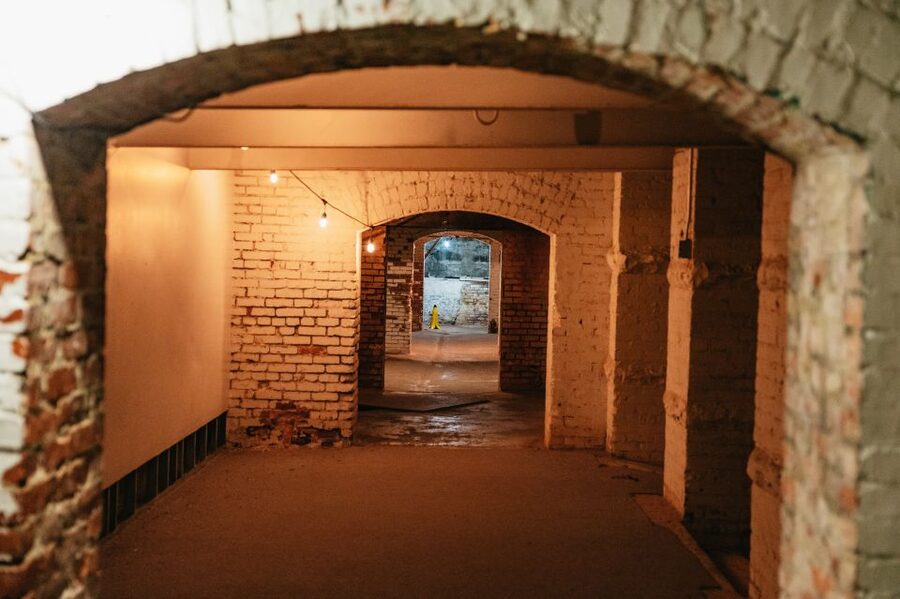 Seattle: Guided Underground Walking Tour - The Great Seattle Fire and a city forced to start again