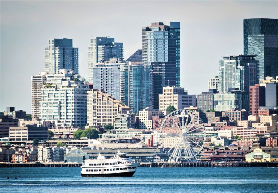 Seattle: Harbor Cruise with Local Guide - Harbor Island and the working bay