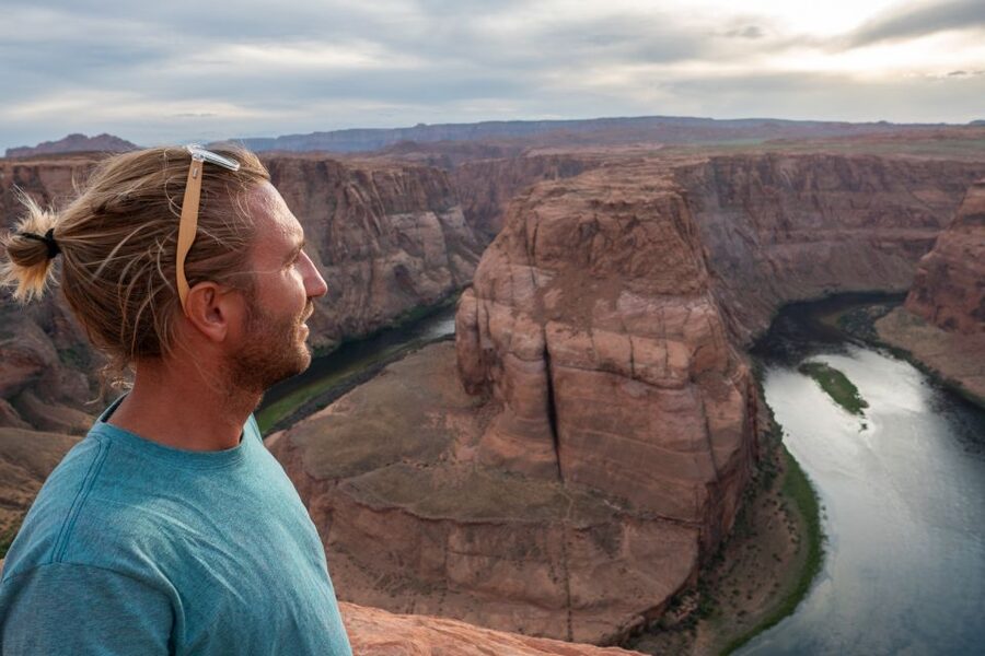 Sedona or Flagstaff: Horseshoe Bend & Antelope Canyon X Tour - Transport, Group Size, and Comfort