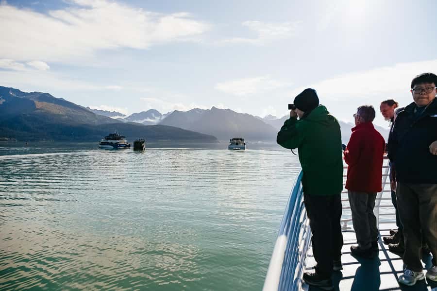 Seward: Kenai Fjords National Park Catamaran Cruise w/Lunch - Lunch, seating, and the onboard bar