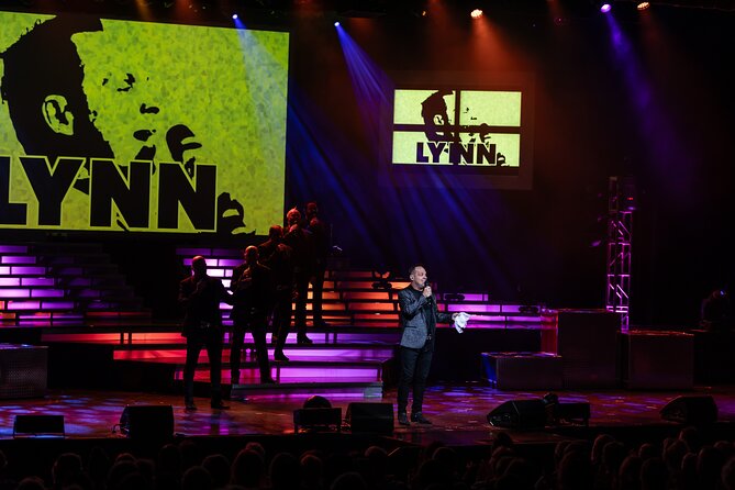 SIX Show in Branson - Who will enjoy SIX most