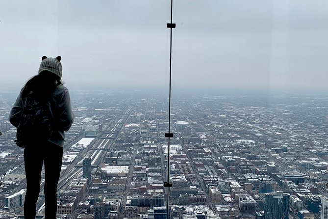 Skydeck - Willis Tower Admission - The Ledge is thrilling, brief, and carefully managed