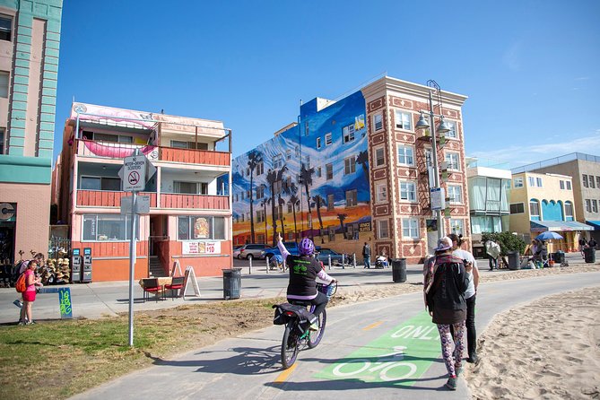Small-Group Electric Bike Tour of Santa Monica and Venice - Santa Monica’s beach path, pier, and coastal landmarks
