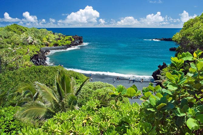 Small-Group Road to Hana Luxury Tour - Waiʻānapanapa State Park and the black sand coast