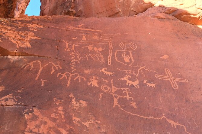 Small Group: Valley of Fire Half Day Tour from Las Vegas - A picnic at Seven Sisters