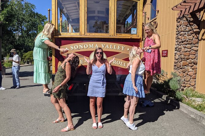 Sonoma Valley Open Air Wine Trolley Tour - Lunch gives the six-hour schedule a useful break