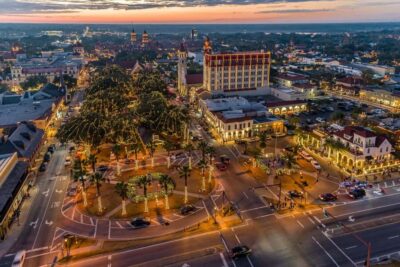 St Augustine: Nights of Lights Trolley Tour