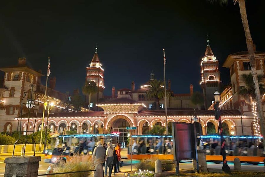 St Augustine: Nights of Lights Trolley Tour - Who will enjoy this most