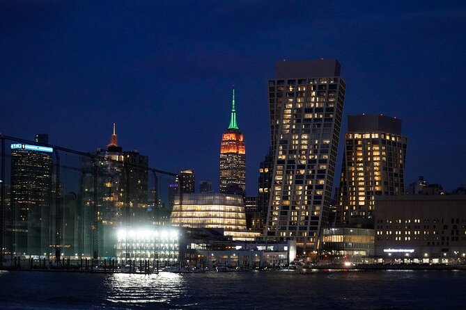 Starship Landmark 90 Minute Sightseeing Cruise - What this Hudson River cruise is really good at
