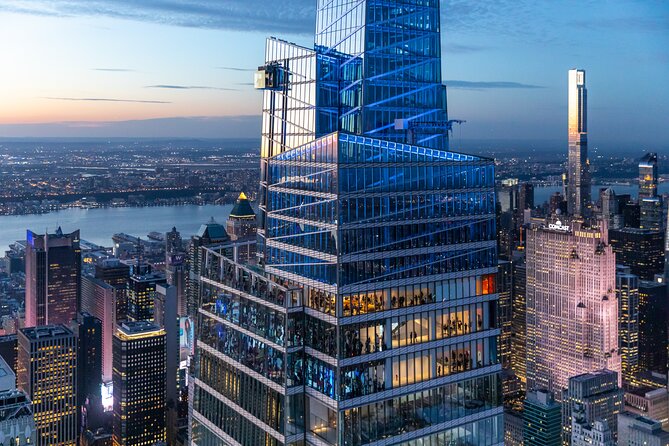 SUMMIT One Vanderbilt Experience Ticket - LEVITATION: the glass boxes over Manhattan