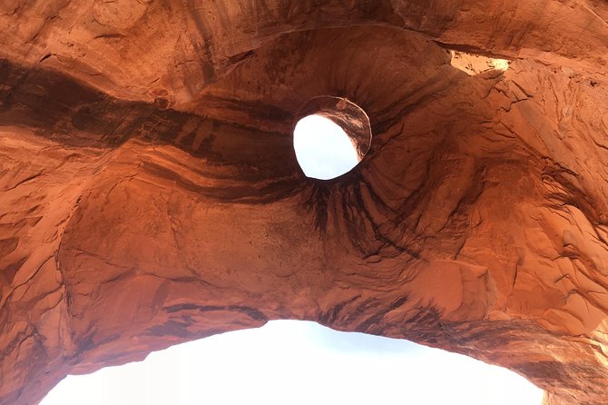 Sunset Tour of Monument Valley - Stop 6: Totem Pole Monument