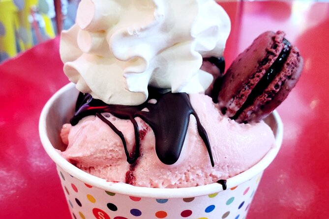 Taste the Vegas Strip: A Local’s Food Tour Experience - A quiet pause at Flamingo Wildlife Habitat