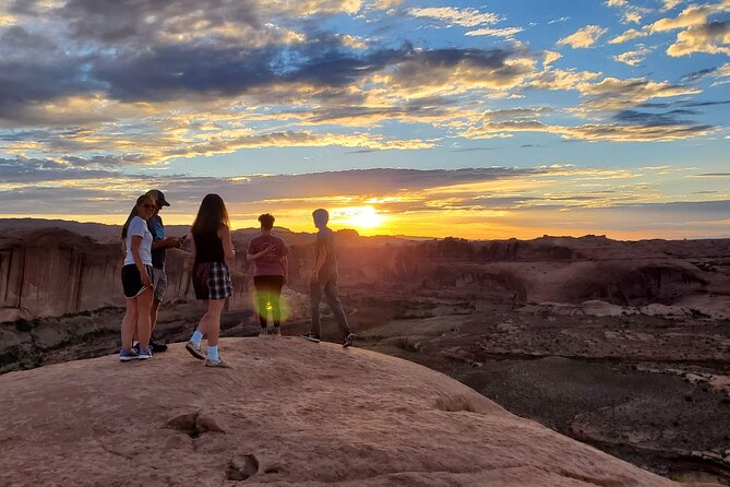 The Best U-Drive Hell's Revenge 4x4 Off Roading Tour from Moab - The 2.5-hour route across Moab’s red rock