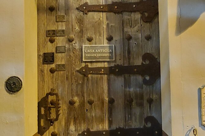 The Dark Side of Key West Ghost Tour - A funeral home with an aristocratic ghost tale