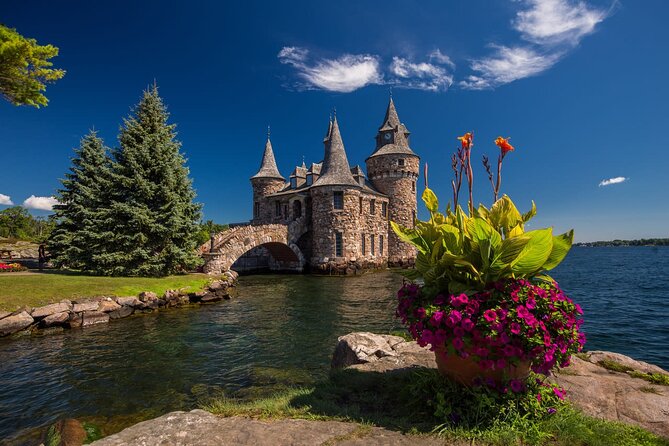 The Ultimate Heart of 1000 Islands Sightseeing Boat Tour - A five-hour tour built around the Thousand Islands highlights