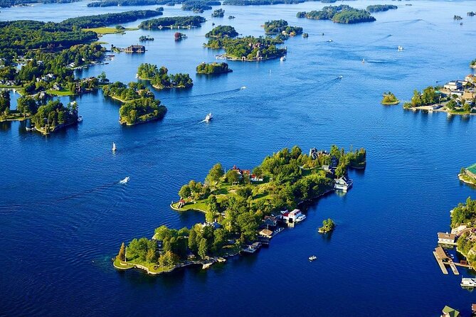 The Ultimate Heart of 1000 Islands Sightseeing Boat Tour - Boldt Castle and the story behind Heart Island